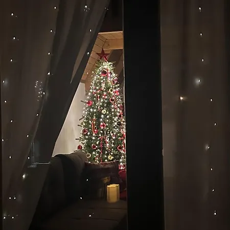 Obiteljska Oaza * ヴラシチ