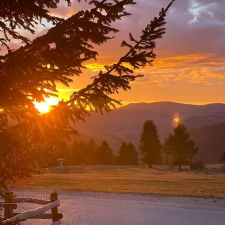 シャレー Obiteljska Oaza ヴラシチ