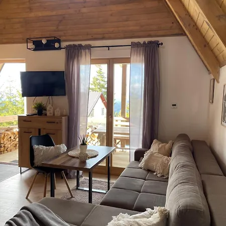 Obiteljska Oaza Chalet