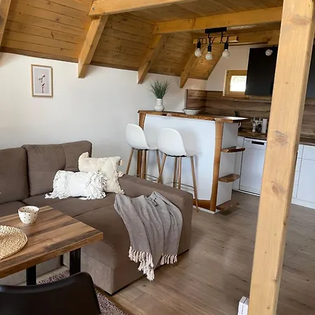 Obiteljska Oaza シャレー *